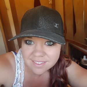 Meet your Posher, Kelsy
